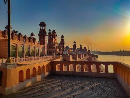 Chambal Riverfront 1